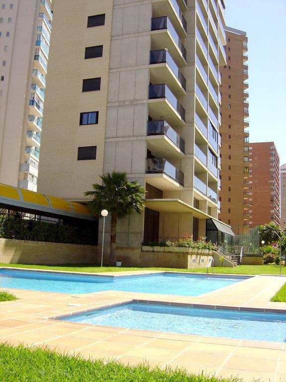 Apartamentos Torre Ipanema Benidorm Buitenkant foto